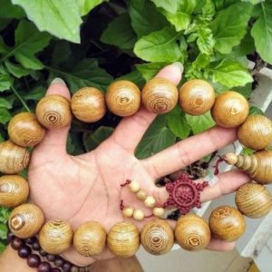 vong-tay-hat-go-mun-nha-trang (2)