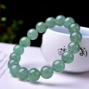 Vòng tay đá thạch anh dâu tây xanh lá